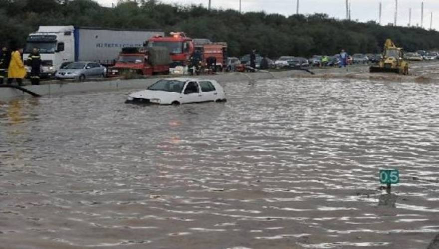 Απίστευτη θεομηνία: Και τρίτος νεκρός στην Δυτική Αττική